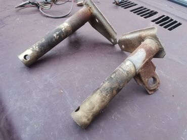 Auto delovi: Nosaci zadnjeg branika Lada 2104 Karavan. Polovno, ocuvano. Skinuto sa — 7