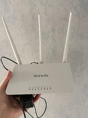 ucuz notbuk: Tenda simsiz Wi‑Fi router Xüsusiyyətlər: - 3 ədəd yüksək qazanclı — 1
