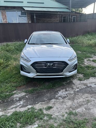 hundai santafe: Hyundai Sonata: 2018 г., 2 л, Автомат, Газ