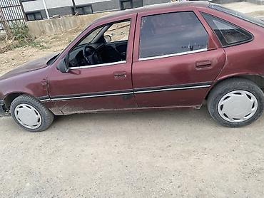 Opel: Opel Vectra: 1990 г., 1.8 л, Седан — 2