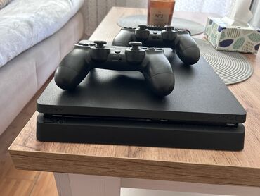 pileteler: PlayStation 4 Slim 1TB Yaxşı vəziyyətdədir, səliqəli istifadə olunub