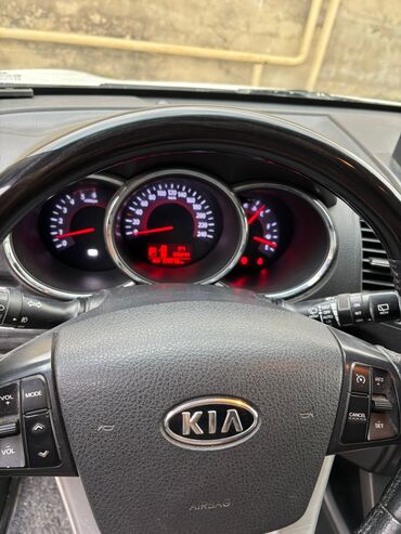 Kia: Kia Sorento: 2 l | 2010 il Ofrouder/SUV — 7