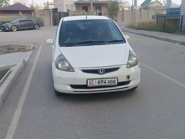 фит автомобиль: Honda Fit: 2002 г., 1.3 л, Вариатор, Бензин, Бус