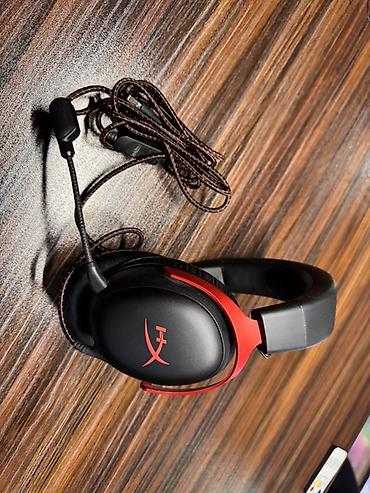 Беспроводные полноразмерные наушники: Игровая гарнитура HyperX (серия Cloud/Stinger). Проводное подключение — 3