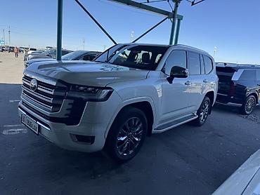 lend cruiser: Toyota Land Cruiser: 2022 г., Внедорожник — 1