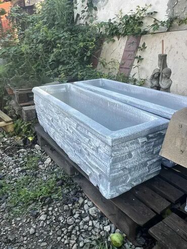 Baštenska dekoracija: Zardinjere Blue stone najveci izbor modela — 8