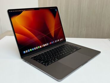 компьютер комплект: Ноутбук, Apple, 8 ГБ ОЗУ, Apple M2, 15 ", Б/у, Для несложных задач, память SSD