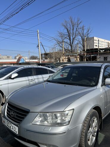 Hyundai: Hyundai Sonata: 2008 г., 2 л, Механика, Бензин, Седан