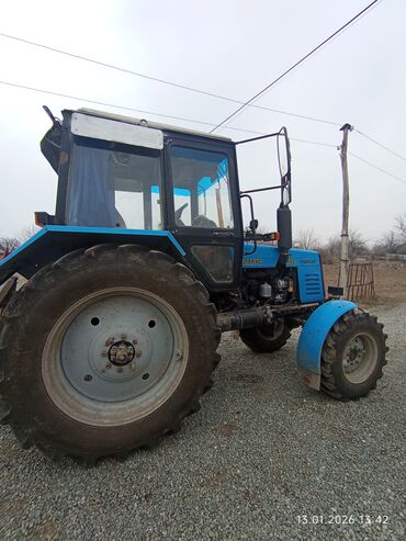 Traktorlar: Belarus MTZ-892 traktor - Model: BELARUS 892 (MTZ-892) - Sxema: 4x4 — 1