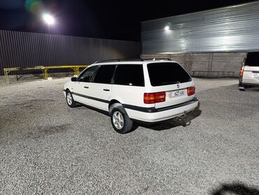 зимние колеса 14: Volkswagen Passat: 1994 г., 1.8 л, Механика, Бензин, Универсал