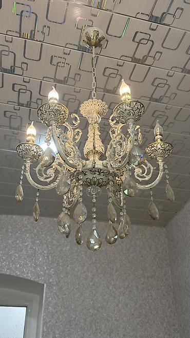 Ev üçün dekor: Çılçıraq, 6 lampa, Metal — 1