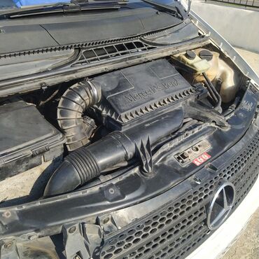 Mercedes-Benz: Mercedes-Benz Vito: 2.2 l | 2004 il Mikroavtobus — 2