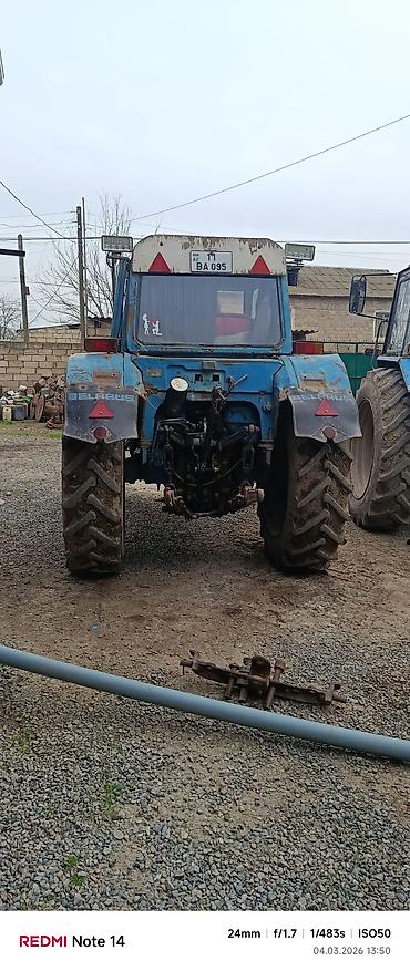 Digər kənd təssərüfat avadanlığı: Belarus MTZ-82.1 təkərli traktor - 4x4 (ön dartı) aqreqatlı - — 4