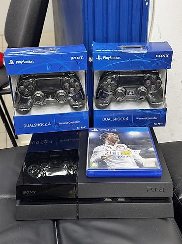xeon e3 1270v2: PS4 в хорошем состоянии Два новых джойстика Один футбол Гарантия — 1