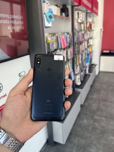 huawei y5 lite qiymeti: Xiaomi Mi A2 Lite, 32 ГБ