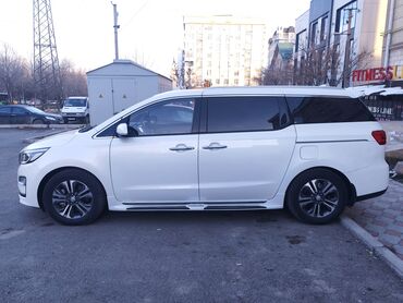 Kia: Kia Carnival: 2020 г. — 1