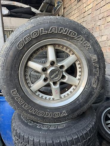 Колеса в сборе 235 / 70 / R 16, Всесезонная, Б/у, Комплект, Внедорожные (АТ/МТ), Литые, отверстий - 6