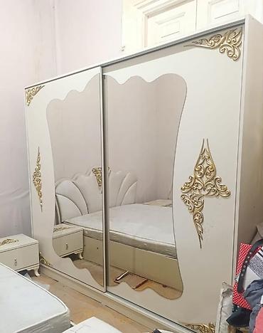 Dolab satılır 2,50/2,10 Əla veziyyətdə qiymət 240 azn Ünvan — 1