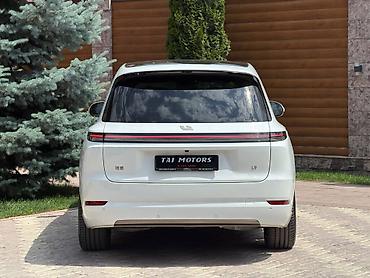 evo 2: Lixiang L9: 2025 г., 1.5 л, Автомат, Гибрид, Кроссовер — 8
