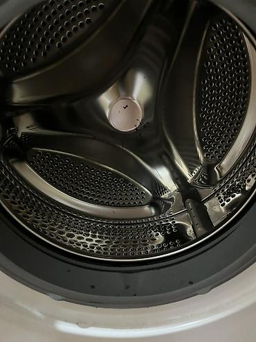 Бытовая техника: Стиральная машина LG intellowasher WD-8015QS (на панели указано — 2