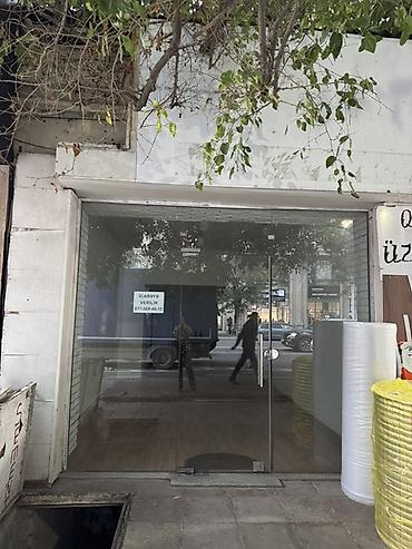 Daşınmaz əmlak: İcarəyə verilən vitrinli kommersiya obyekti. Obyekt şəhərin küçə — 1