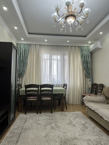 квартира трехкомнатная: 3 комнаты, 81 м², 105 серия, 7 этаж, Евроремонт
