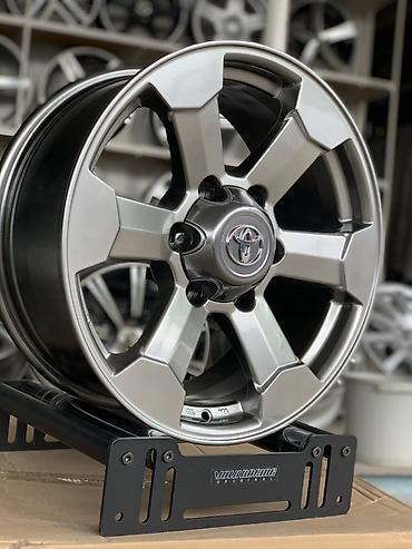 4runner: Литые Диски R 17 Toyota, Комплект, отверстий - 6, Новый — 1