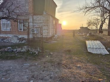 Продажа дач: Дача Комунальщик, рядом в дачи проведена питьевая вода 4 сотки, есть — 4