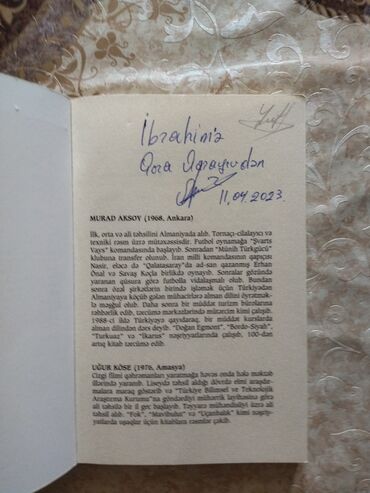 Kitablar, jurnallar, CD, DVD: Qara Qarayev in imzası var üstündə 50 azn endirimdedir