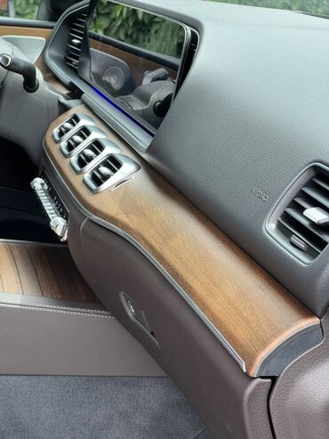 Mercedes-Benz: Mercedes-Benz GLE-class: 2019 г., 2 л, Типтроник, Бензин, Кроссовер — 9