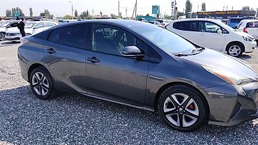 prius plus: Toyota Prius: 2018 г., 1.8 л, Вариатор, Гибрид, Лифтбек — 2
