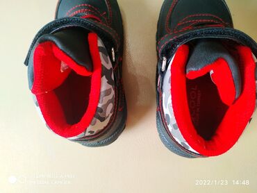 детские резиновые: Детские Батинки Новые ( 23 размер )