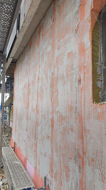 Građevinarstvo i rekonstrukcija: Usluga: Izrada spoljne termoizolacione fasade (ETICS) Opis: - — 2