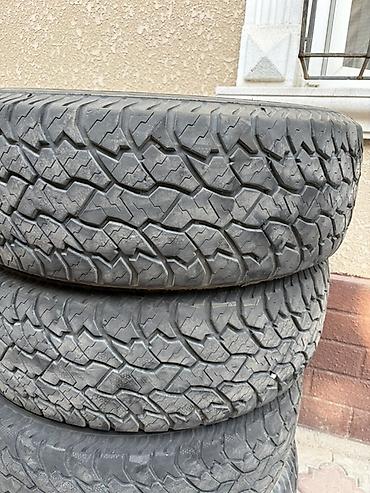 грязевая шины: Комплект из 4 внедорожных шин All-Terrain (AT). Размер: 265/70 R17 — 2