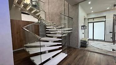 Долгосрочная аренда домов: 450 м², 5 комнат — 15