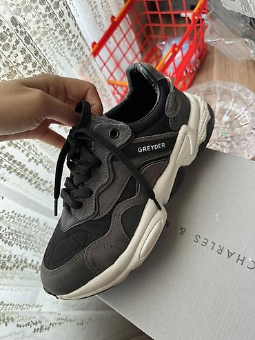 idman qacis: Greyder 

36 razmer — 1
