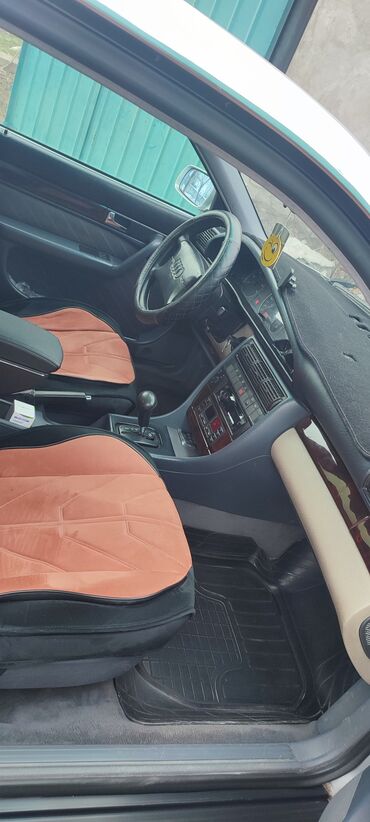 Audi: Audi A6: 1996 г., 2.6 л, Автомат, Газ, Седан — 4