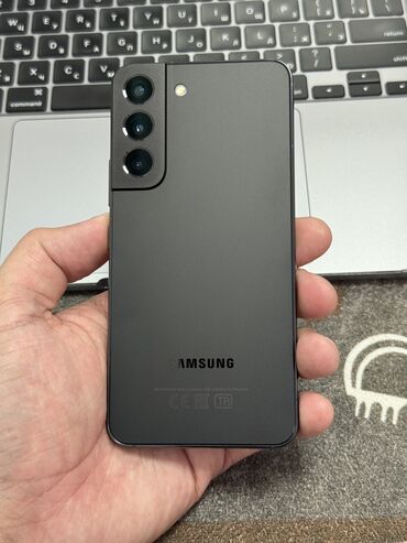 samsung телефона: Samsung Galaxy S22, Б/у, 256 ГБ, цвет - Черный, 2 SIM, eSIM