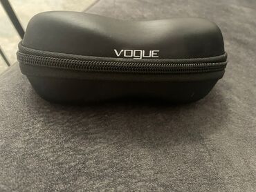 Очки: Vogue brend firmasi yenidir 110 azn alinib 50 AZN satilir ‼️