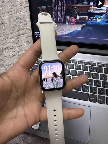часы с барометром: Продаю срочно❗️ Apple Watch SE 40mm Покупала 5 месяцев назад в