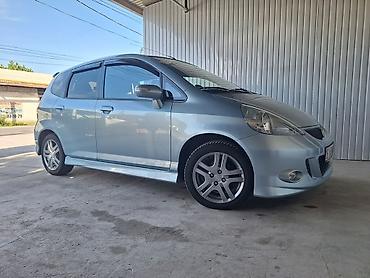 honda strim: Honda Jazz: 2007 г., 1.4 л, Механика, Хэтчбэк — 2