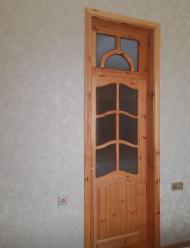 Otaq qapıları: Qapı temız qoz agacınan 6 eded