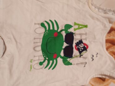 Məktəb çantaları: Koftalar 1 manat yuyulub temizdi .Balaca olduguna gore satilir .Ucuz — 4