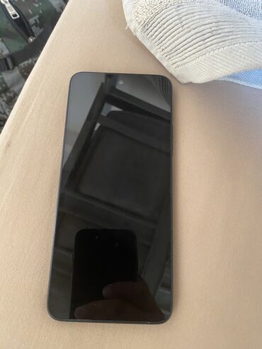 aufon 8: Xiaomi Redmi 12, 256 ГБ, цвет - Черный, 
 Отпечаток пальца, Две SIM карты, Face ID