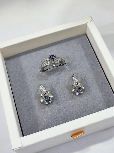 Серебряные наборы украшений: Серебро 925 пробы Размеры имеются Есть доставка по городу и — 10