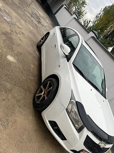 spark 2018: Chevrolet Cruze: 2009 г., 1.6 л, Автомат, Бензин, Седан — 4