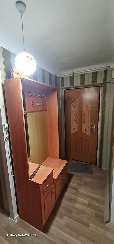 стол стул для зала: Taxta oturacaqlar dəsti və TV stendi - 6 ədəd taxta stul: klassik — 6