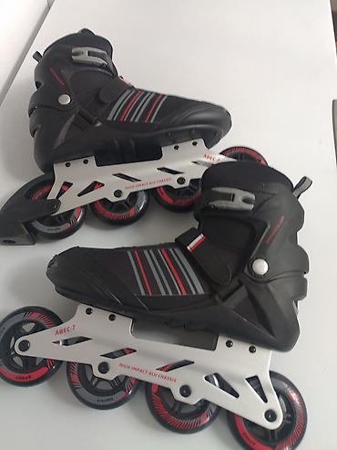 Roleri i rolšue: Roleri broj 42 - Tip: In-line roleri sa 4 točka - Ležajevi: ABEC-7 za — 1