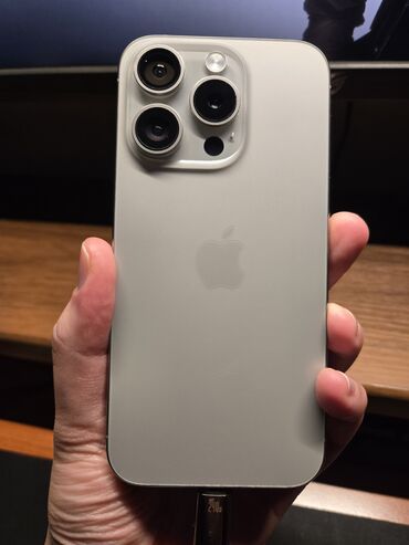 Apple iPhone: IPhone 15 Pro, Б/у, 128 ГБ, Natural Titanium, 87 % — 8