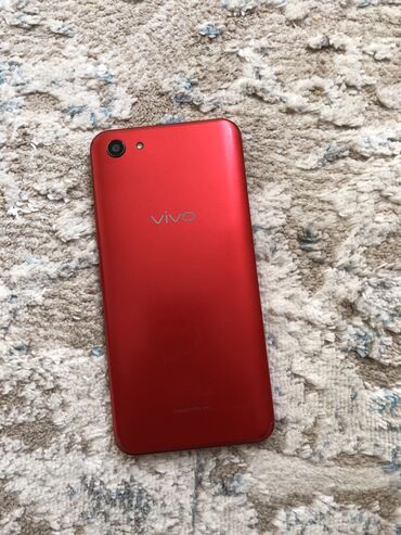 телефон 13с: Vivo Б/у, 64 ГБ, цвет - Красный, 2 SIM